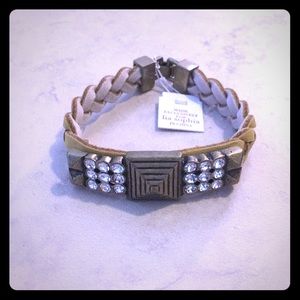 Clasp bracket with metal and clear stone accent